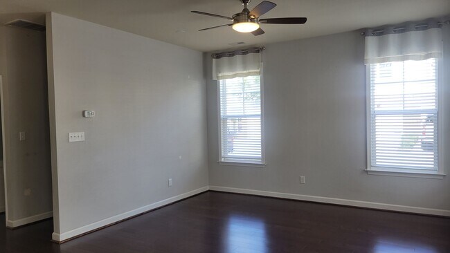 Foto del edificio - Lawson Hall