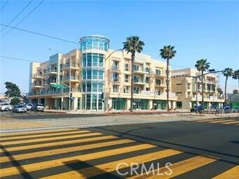 Primary Photo - 1598 Long Beach Blvd