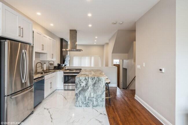 Foto del edificio - 7229 S Exchange Ave