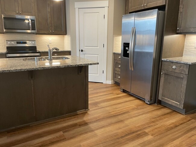Building Photo - NEWLY BUILT 3 BED/2 BATH OPEN CONCEPT HOME...