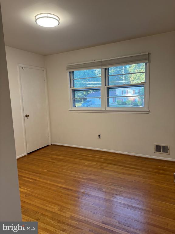 Foto del edificio - 4222 Braeburn Dr