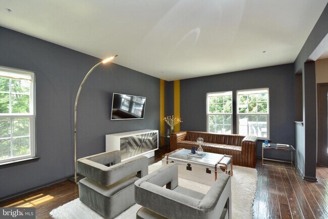 Foto del edificio - 6311 Walbridge Street