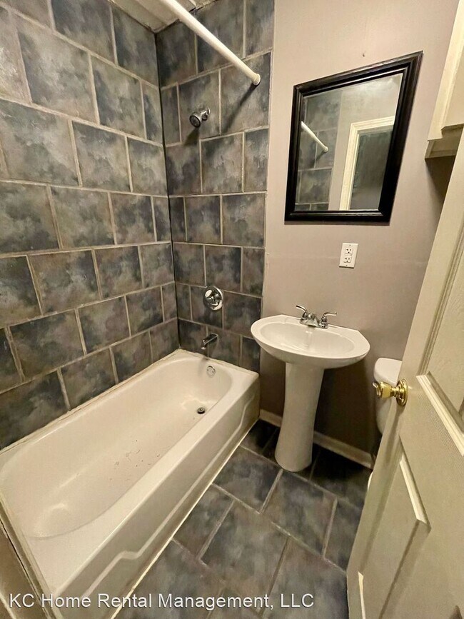 Foto del edificio - 1 br, 1 bath House - 1108 w 41st Terr Unit 1E