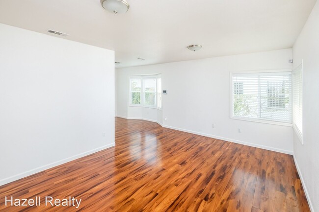 Building Photo - 3 br, 1.5 bath House - 3610 44th St