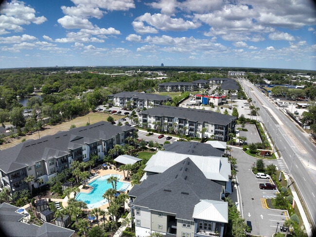 3D Exterior - Cypress Longwood