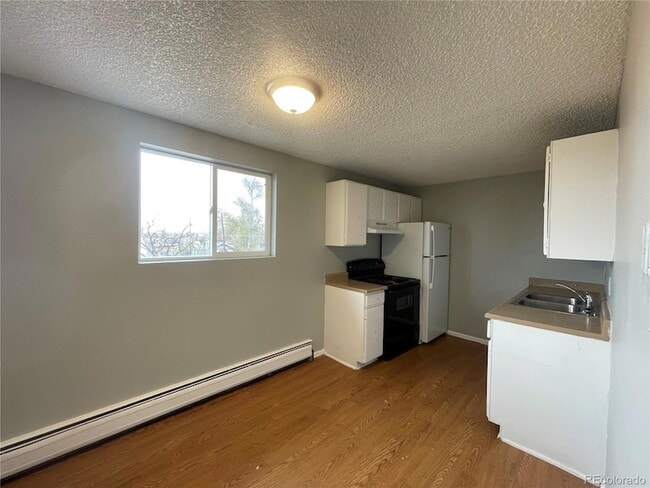 Photo - 1676 Hanover St Apartment