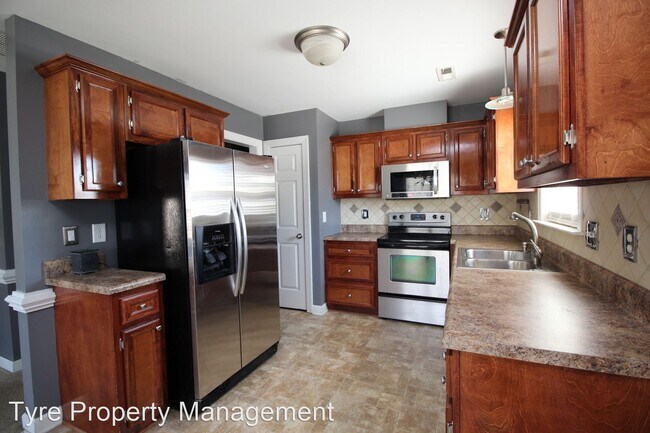 Building Photo - 3 br, 2 bath House - 3620 Fescue Dr.