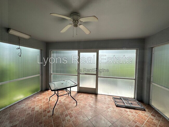 Foto del edificio - 613 NW 7th Ave