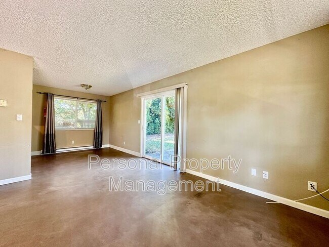 Foto del edificio - 849 12th St