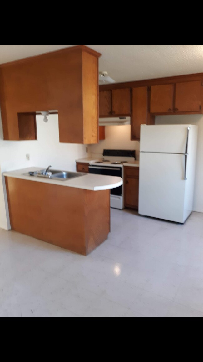 Foto del edificio - "Charming 2-Bedroom Retreat in Bono – Cozy 710 Sq. Ft. Apartment Awaits!"