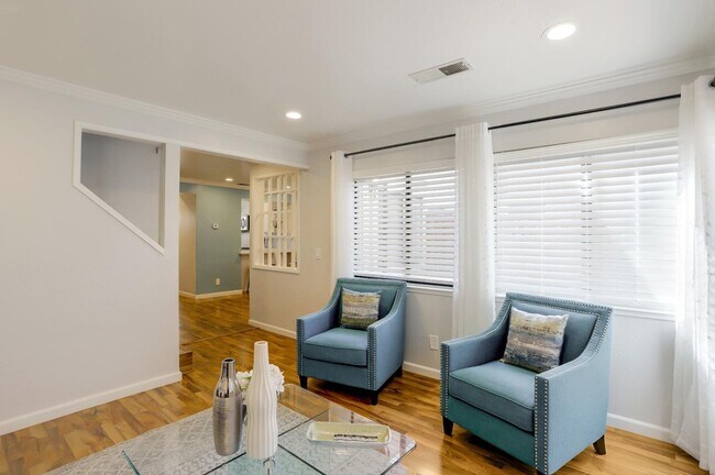 Foto del edificio - 545 Cassatt Way