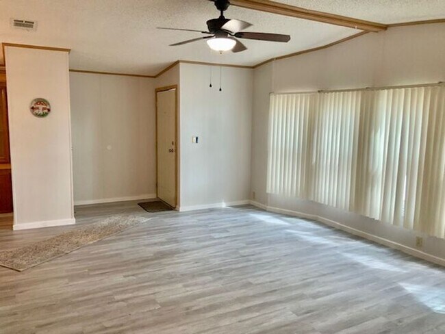 Foto del edificio - 2/2 Lady Lake Home