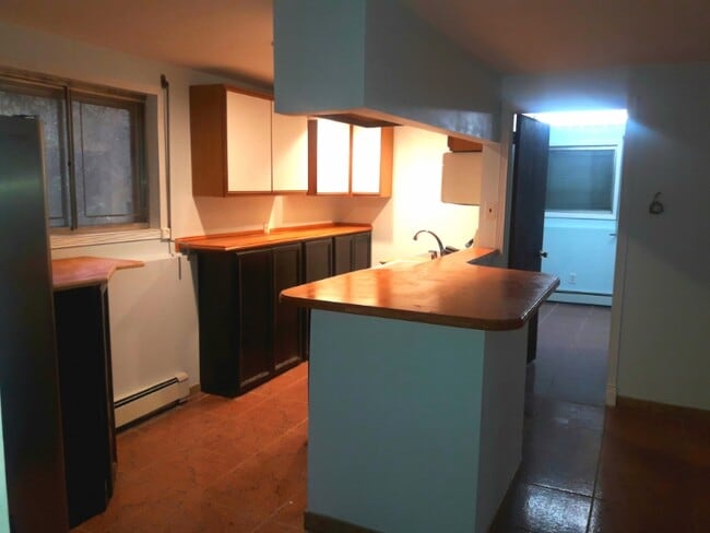 Building Photo - 15 Red Maple Ln