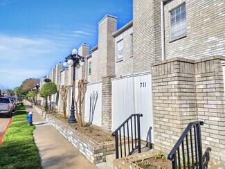 Building Photo - 4001 Tanglewilde St