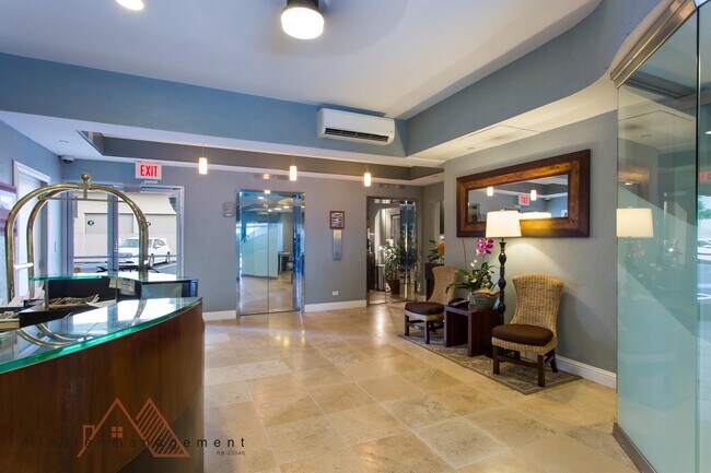 Building Photo - 255 Beach Walk