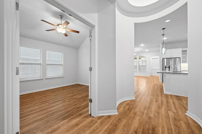 Foto del edificio - 117 Switch Bud Dr