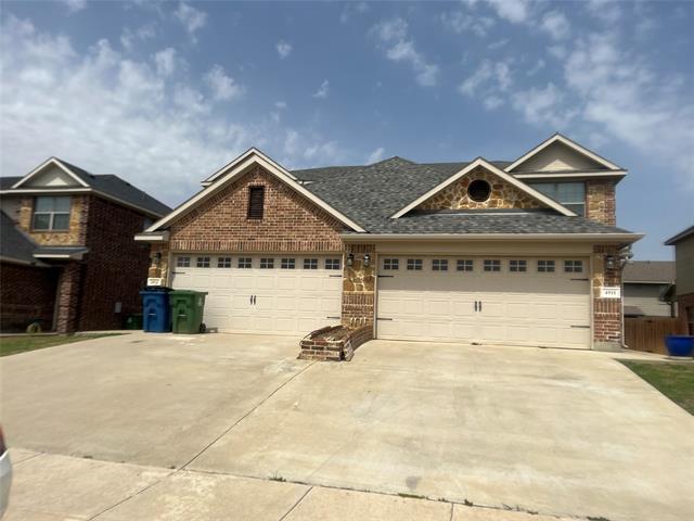 Primary Photo - 4918 Villas Dr