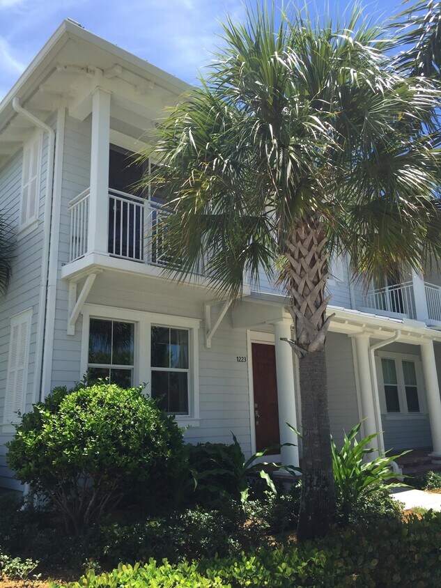 1223 Community Dr, Jupiter, FL 33458 Townhouse for Rent in Jupiter