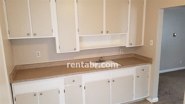 Foto del edificio - 7080 W 16th Pl