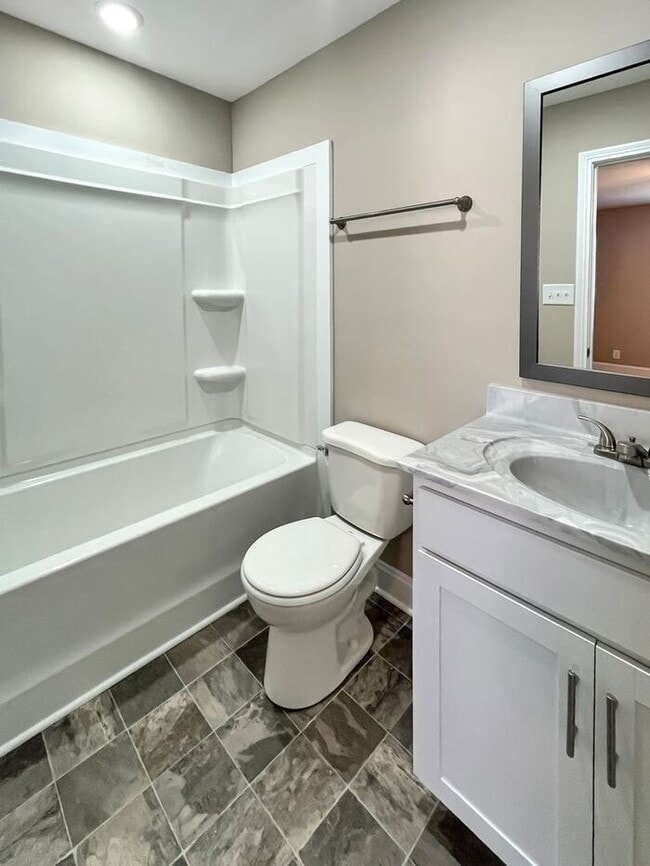 Building Photo - 3385 Polly Dr