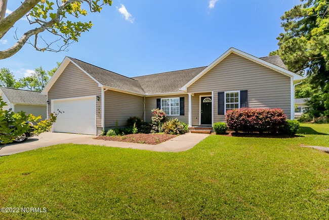 Building Photo - 102 S Park Ln