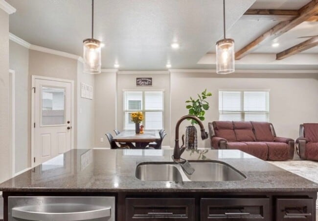 Foto del edificio - 1606 Fiddle Wood Wy