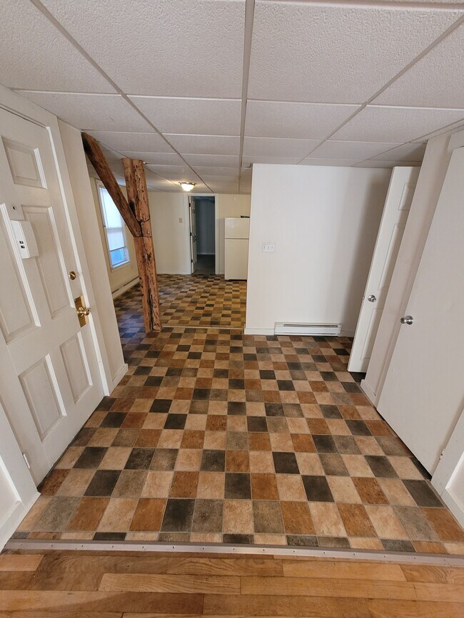 18 Dunning St Unit 2, Brunswick, ME 04011 Apartments in Brunswick, ME