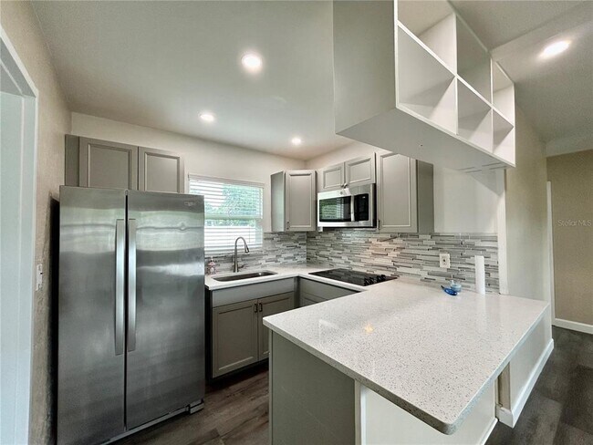 Foto del edificio - 928 58th Ave N