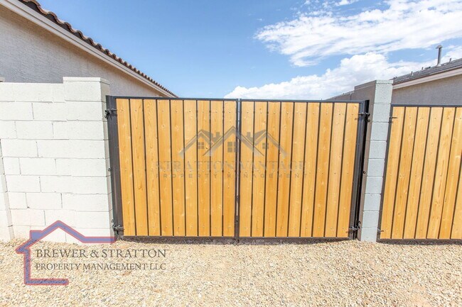 Foto del edificio - 2028 E Brooklyn Dr