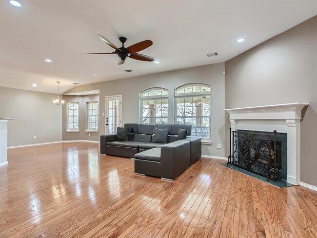 Building Photo - 14917 Banbridge Trail