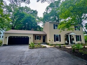 Building Photo - 5114 Montgomery Rd