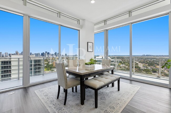 Foto del edificio - 1610 NW N River Dr