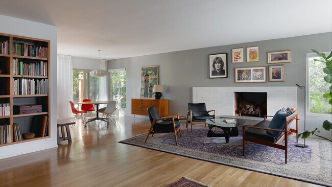 Building Photo - 624 S Orange Grove Blvd