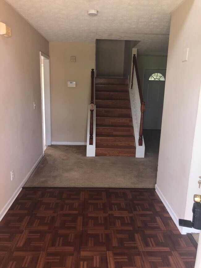 Foto del edificio - 2489 Tolliver Dr