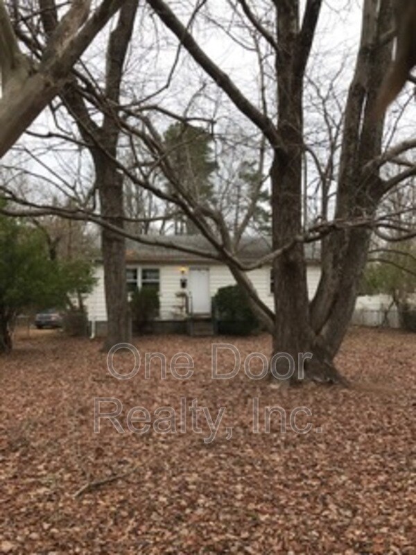 Primary Photo - 115 Mimosa Dr