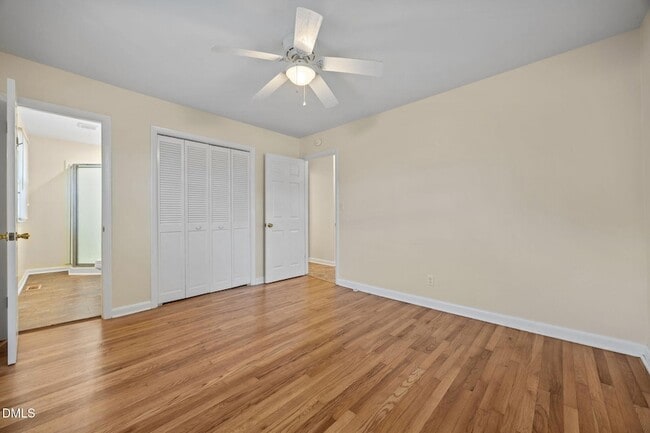 Building Photo - 131 Fairview Village Rd