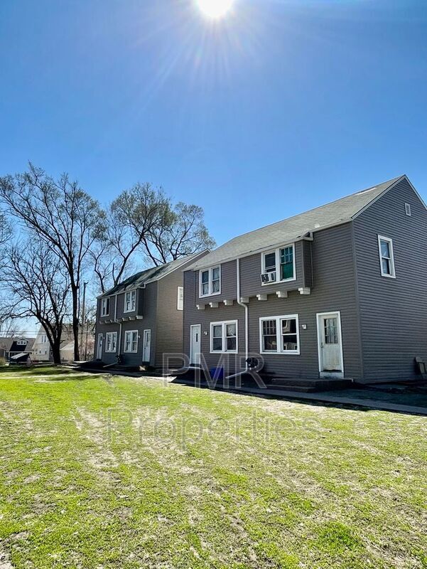 Primary Photo - 1009 S 28th St