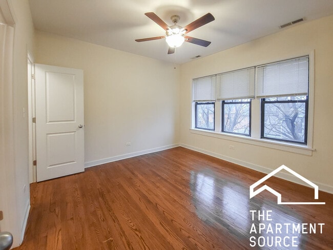 Foto del edificio - 1829 W Leland Ave