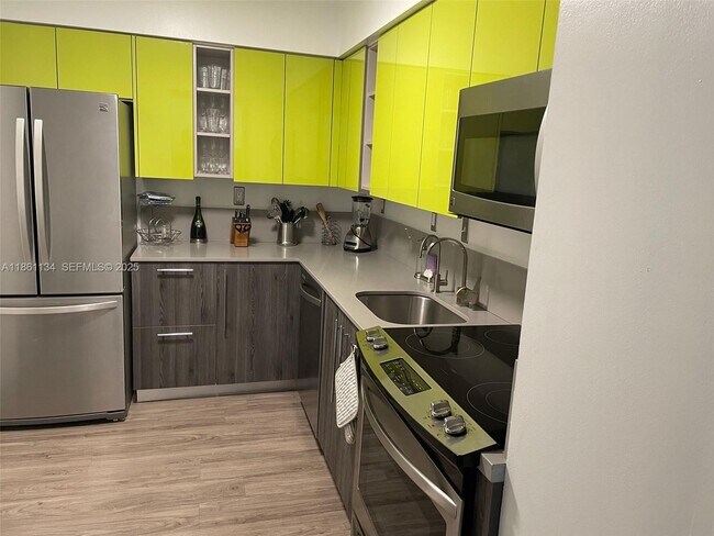 Building Photo - 3300 NE 192 St