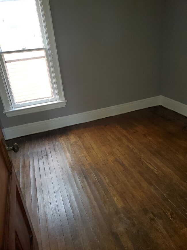 Bedroom 2 - 81 Trinity Plz