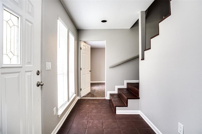 Foto del edificio - 14319 Henry Rd