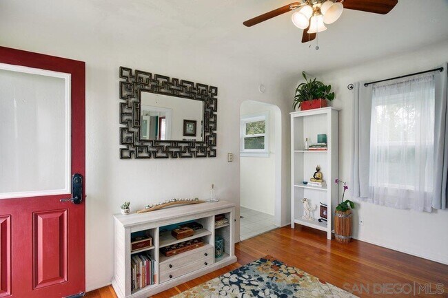 Building Photo - 4623 Kensington Dr