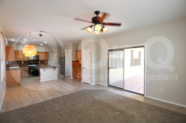 Building Photo - 2633 W Bisbee Way