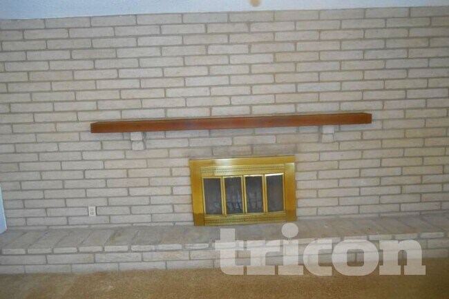 Foto del edificio - 823 W Juanita Cir