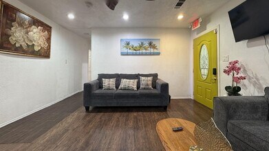 Building Photo - 7901 Record St