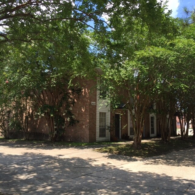 Building Photo - 5403 Nicholson Dr