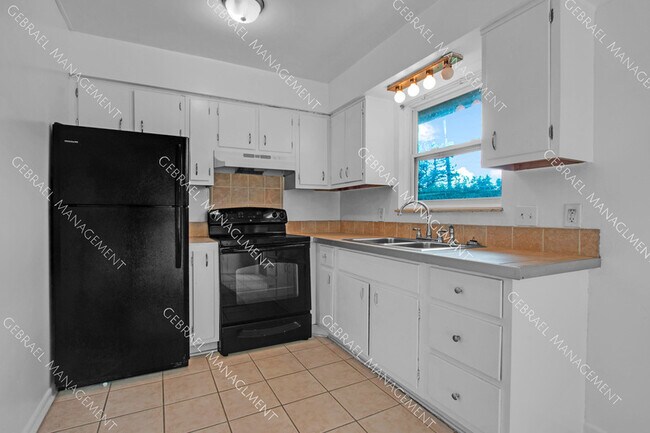 Foto del edificio - 3469 Ridgecliffe Dr