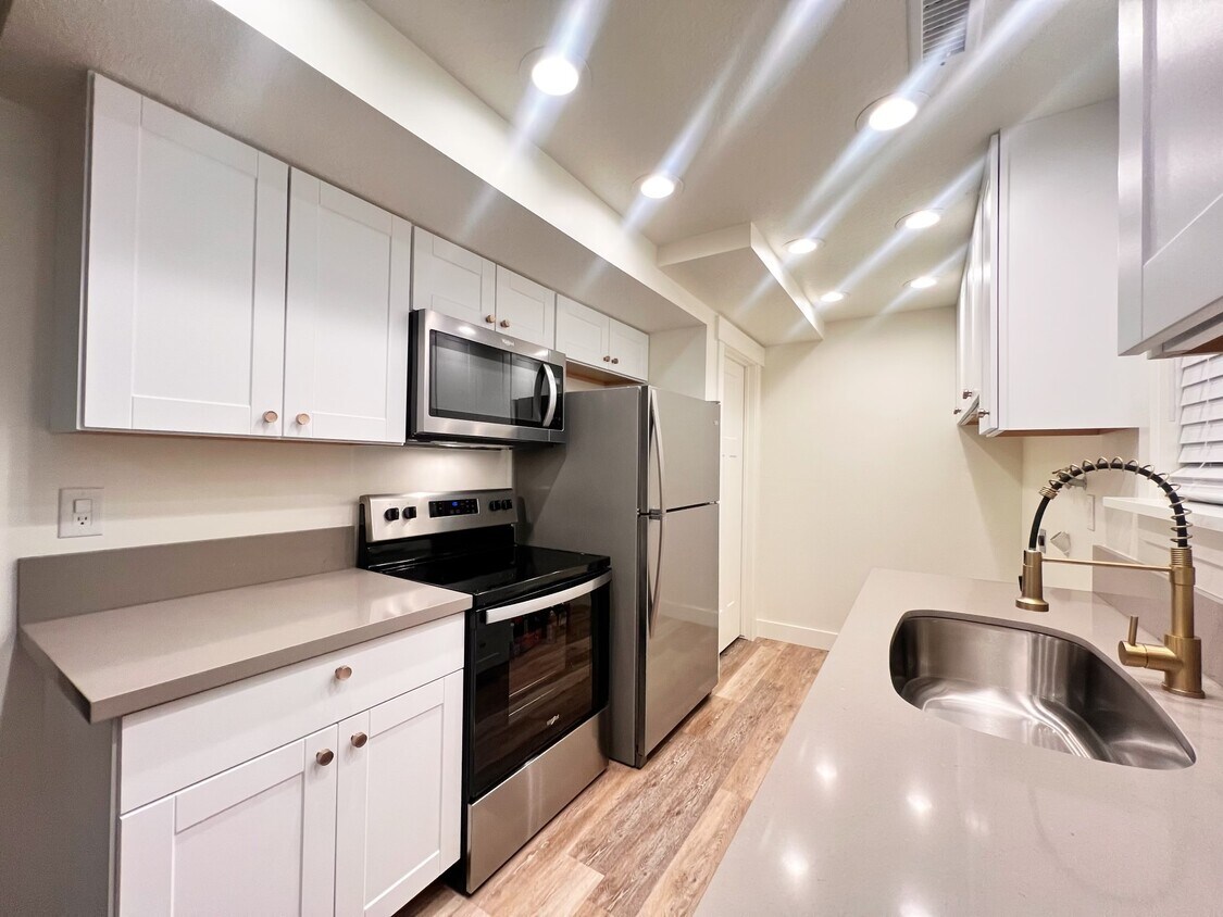 331 N 100 W, Centerville, UT 84014 Townhome Rentals in Centerville UT