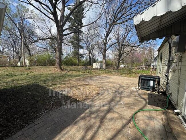 Building Photo - 295 Brackleigh Ln