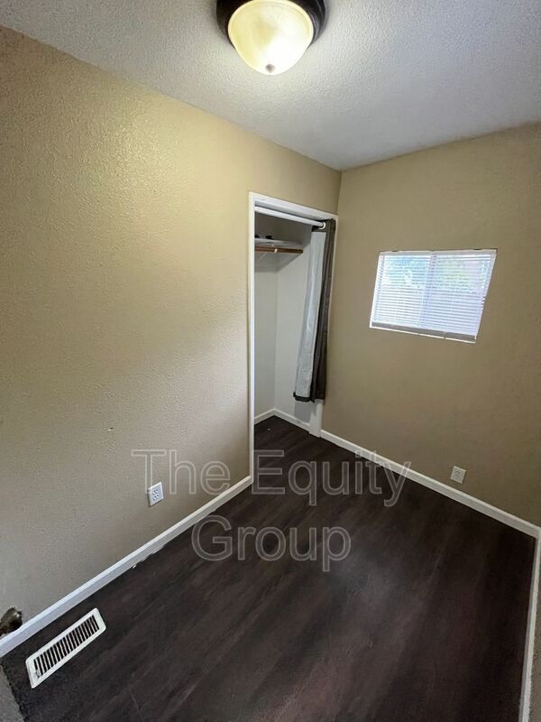 Foto del edificio - 19014 Ave 146